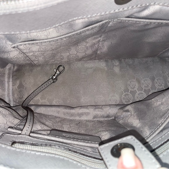 Michael Kors Sutton Satchel Pearl Gray with dust bag - Picture 5 of 11